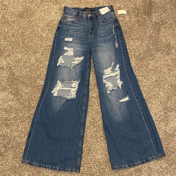 Aeropostale Denim - Aeropostale 8R 90s High Rise Super Wide Leg Distressed Premium Baggy Denim Jeans